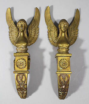 BRONZEBESCHLÄGE, 2 Stück, Empire, 19. Jahrhundert.