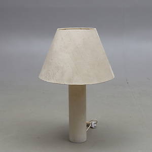 BORDSLAMPA, alabaster, Trivselbelysning ab, 1900-talets andra hälft.