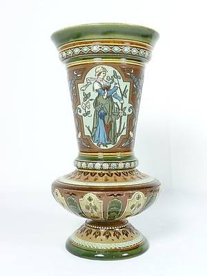 VASE. Wohl Mettlach, 20. Jahrhundert.