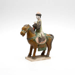 FIGUR, lergods, Kina, sannolikt Ming.
