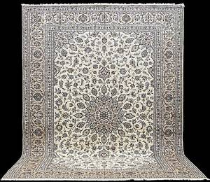 MATTA, persisk, ljus keshan, fine 400 x 295 cm.