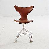 Kontorsstol Arne Jacobsen för Fritz Hansen