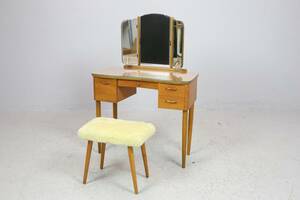 SMINKBORD med PALL, Finess Fröske AB Nybrofabriken, 1960-tal