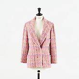 Chanel, kavaj i rosarutig Chanelbouclé