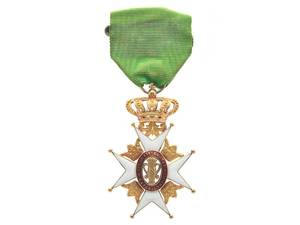 RIDDARTECKEN, 18K