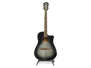 Akustisk gitarr med
