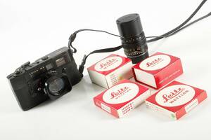 Leica. Kamera model M5. med zoomlise og tilbehør 6