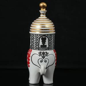 LISA LARSON, figurin, Elefant ur serien Traffic, Gustavsberg