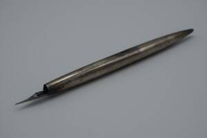 Gammal Bläckpenna silver A257