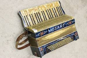 Dragspel Mozart