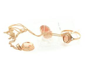 Smyckeset 18K bruttovikt