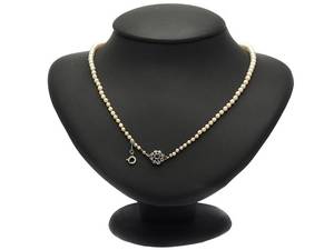 PÄRLCOLLIER