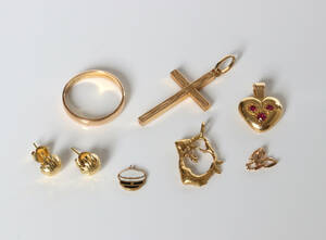 GULDSMYCKEN 18K