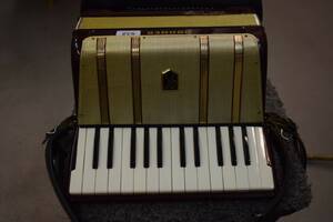 Dragspel Hohner Starlet 40