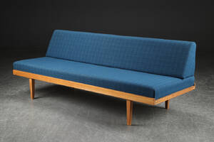 Horsnæs. Daybed af eg, 1960-1970erne