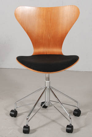 Arne Jacobsen, kontorsstol sjuan modell 3117