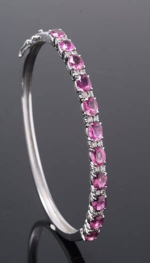 Armring med pink safirer og brillanter