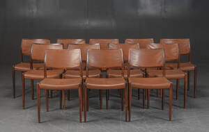 N.O Møller for J.L Møbelfabrik. 12 stole model 65, palisander. 12