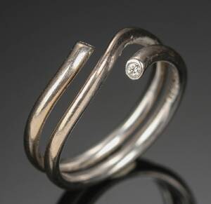 Georg Jensen. Magic ring af 18 kt. hvidguld med brillanter, Dessin no. 1314