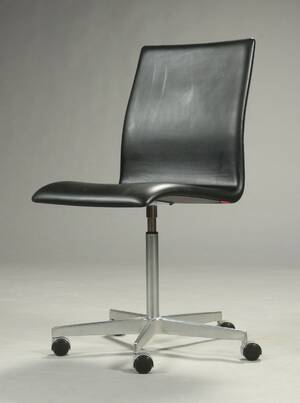 Arne Jacobsen. Lav Oxford kontorstol