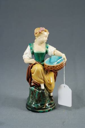 FIGURIN, MINTON, ENGLAND, TIDIGT 1900-TAL, GLASERAD KERAMIK, HÖ 19 CM