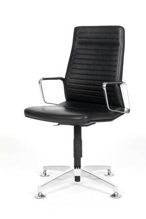Interstuhl VINTAGEis5 kontor konference stol. Sort læder. Denne vare er sat til omsalg under nyt varenummer 4962666