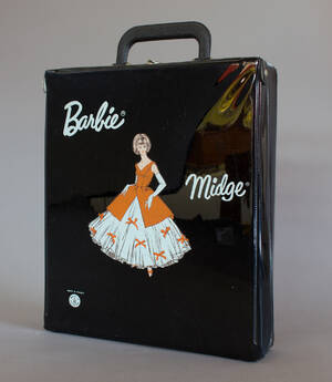 Barbie Midge, 2 Barbie Figuren 1950er60er im Kasten mit Anziehsachen Diese Ware steht erneut zur Auktion unter der Warennummer 4416499
