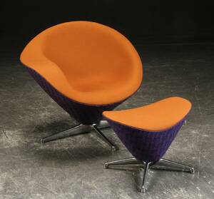 Erik Magnussen for Engelbrechts. Loungestol med skammel, model Petit Plateau
