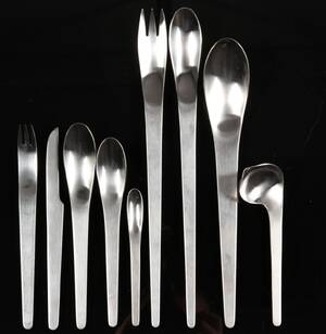 Arne Jacobsen for Georg Jensen. AJ bestikdele 53