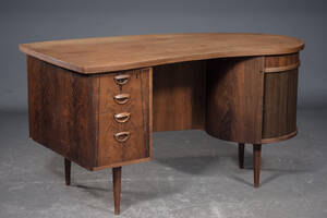 Skrivebord af palisander, 1960erne