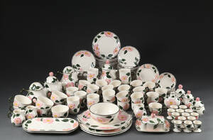 Villeroy Boch. Kaffete service af bemalet fajance, Wild Rose 124