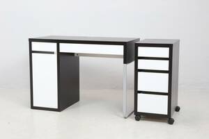 SKRIVBORD samt HURTS, IKEA, 2000-tal