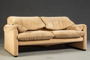 Vico Magistretti, Lounge Sofa Maralunga in Stoff.