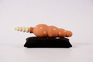 ANNE NILSSON. Flakong, Cardamom, Orrefors Gallery 92.
