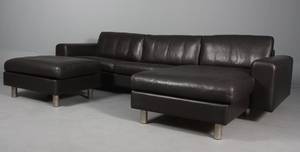 Mogens Hansen. Lædersofa med chaiselongue og puf. 3