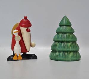 Tomte samt julgran, Björn Köhler, trä, handgjorda, Tyskland