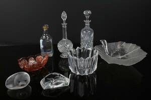 PARTI med karaffer, skålar, konstglas, bl.a. Orrefors, Målerås