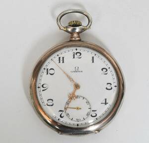 Fickur, Omega