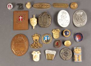 Samling emblemer og medaljer