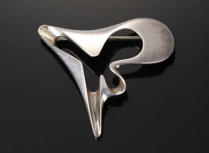 Henning Koppel for Georg Jensen broche.