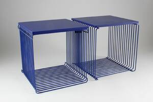 Verner Panton. To Wire Cubes i farven Monarch med topplader 2