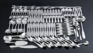 Georg Jensen. Mitra, bestik af stål 111
