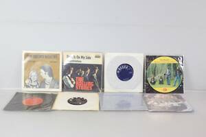 VINYLSKIVOR, 8 st, singlar, bl.a. Rolling Stones, The Beatles, Yoko Ono