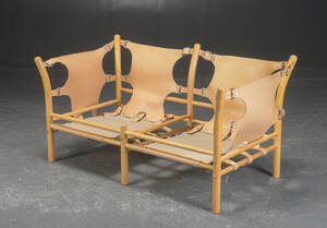 Arne Norell, to-pers. sofa af læder og bøg, model Illona