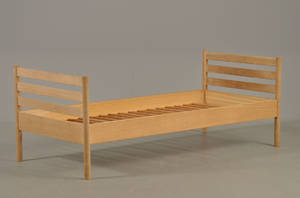 Hans J. Wegner, 1914-2007 Seng af eg, Ry Møbler, ustemplet