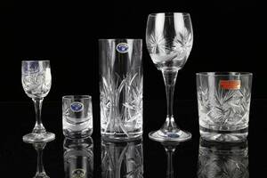 BRICKOR, 2 st, med glas, 26 delar, Czechoslovakia Bohemia Crystal, Polen