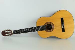 AKUSTISK GITARR, Cataluna