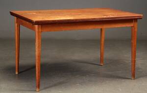 Hans J. Wegner, spisebord af eg og teak