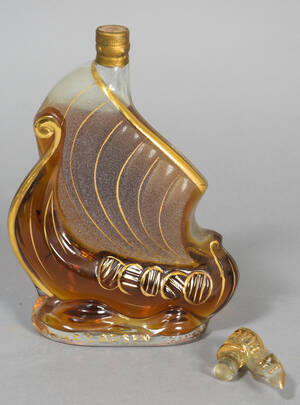 1 fl. Larsen Viking Ship Cognac m prop
