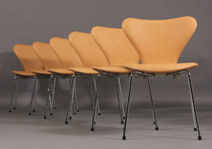 Arne Jacobsen. 7er stole 6